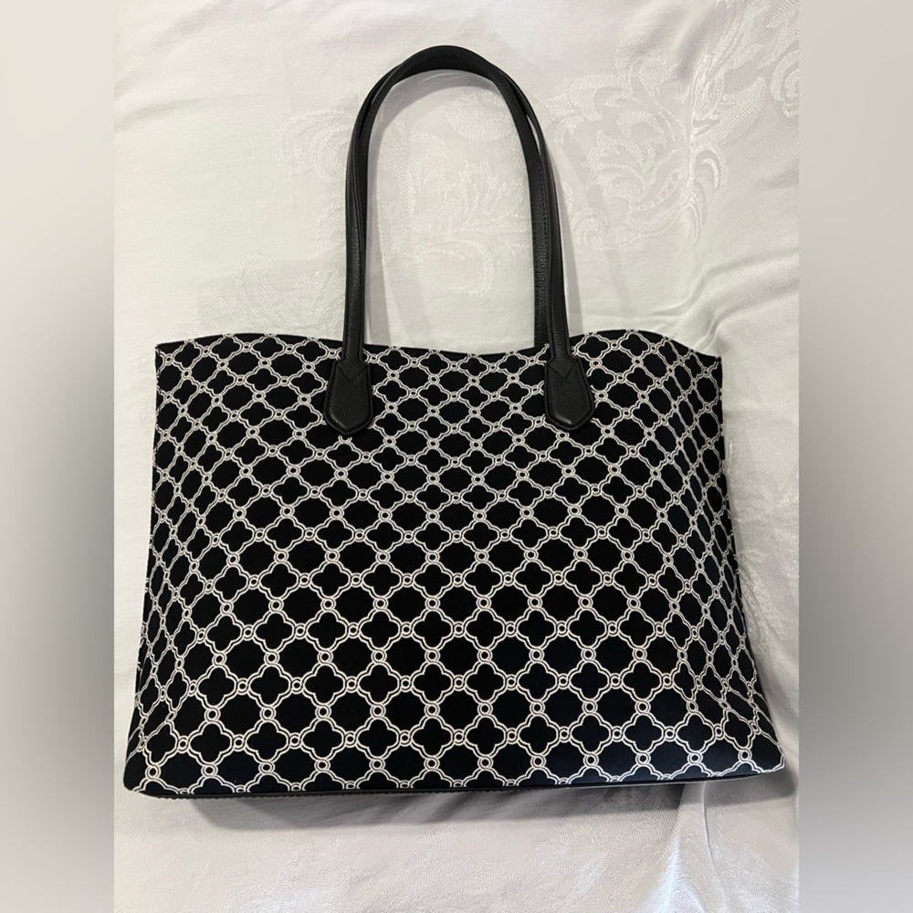 Talbots navy and white printed canvas tote bag with pebbled leather handles